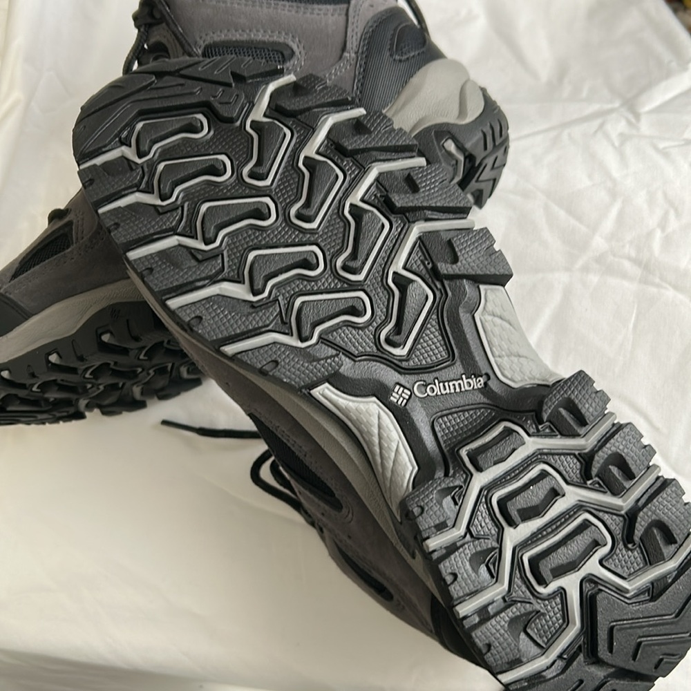 Columbia granite, Trail, waterproof, hiking boat, gray colors, men’s, size 8 1/2 - Picture 4 of 6